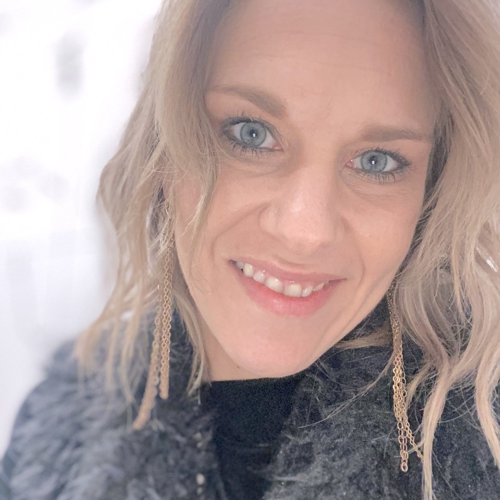 Meet your Posher, Anne-Marie